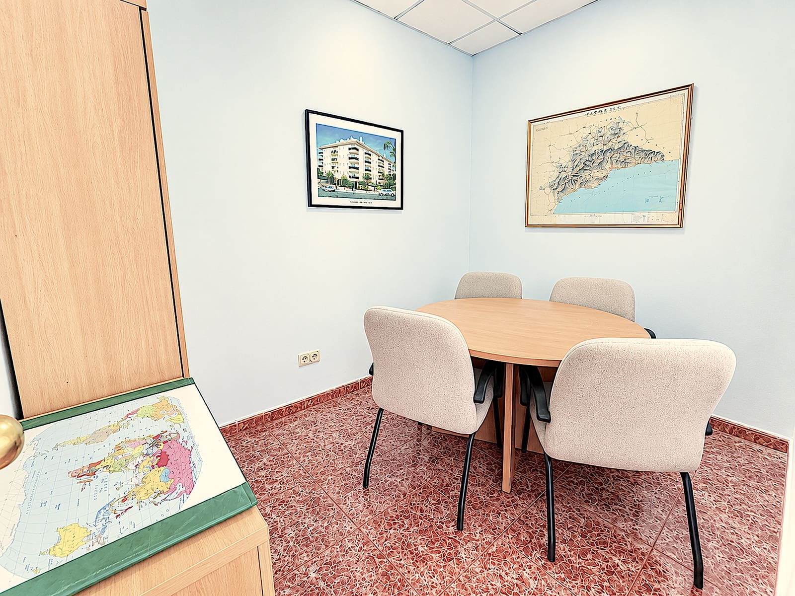 Kontor til salgs i Benalmadena - € 159 000 (Ref: 10094060)