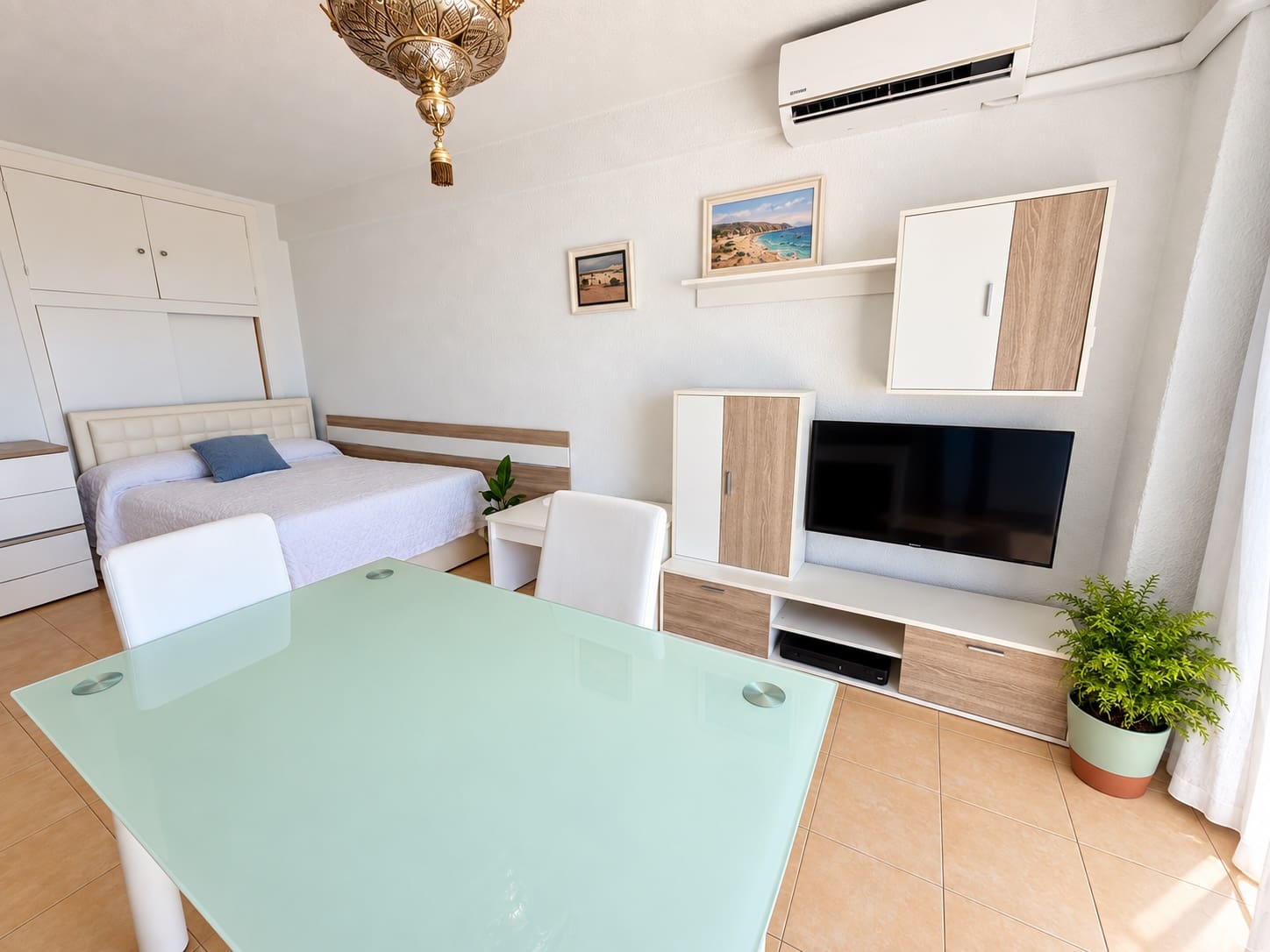 Yksiö myytävänä paikassa Torremolinos mukana uima-altaan - 190 000 € (Ref: 10106610)