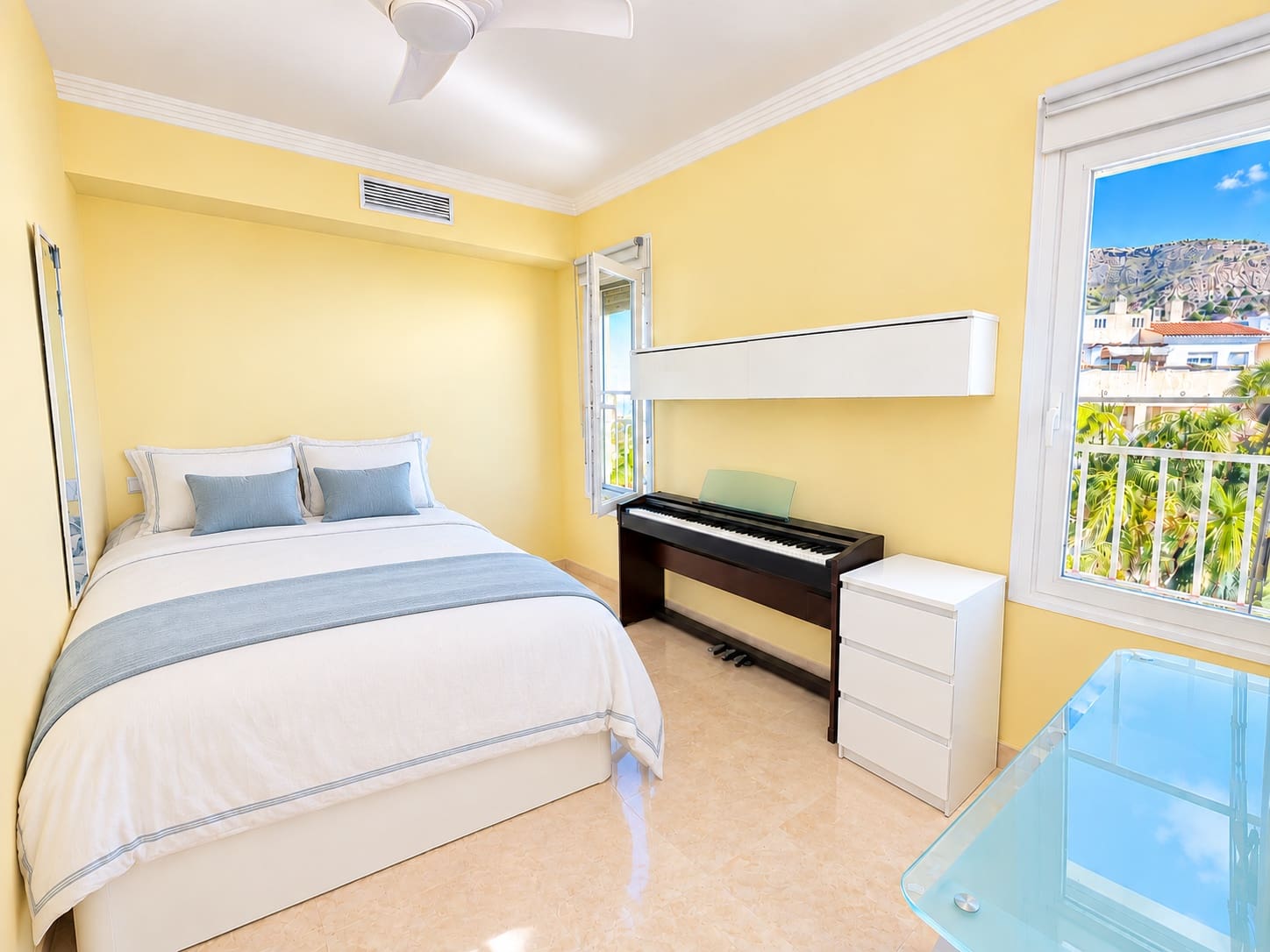 2 slaapkamer Penthouse te koop in Benalmadena Costa met zwembad garage - € 515.000 (Ref: 10110469)