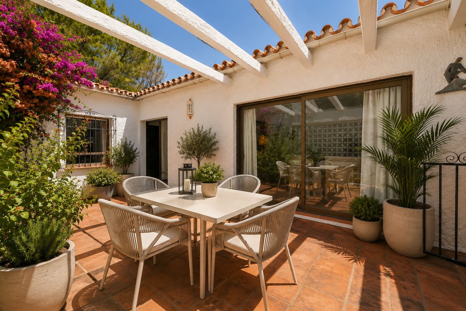 2 chambre Maison de Ville à vendre à Calahonda avec piscine - 320 000 € (Ref: 10115414)