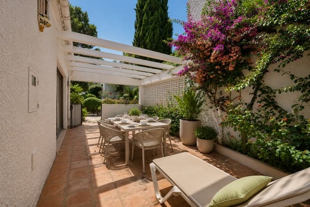 2 chambre Maison de Ville à vendre à Calahonda, Mijas avec piscine - 320 000 € (Ref: 10115414)