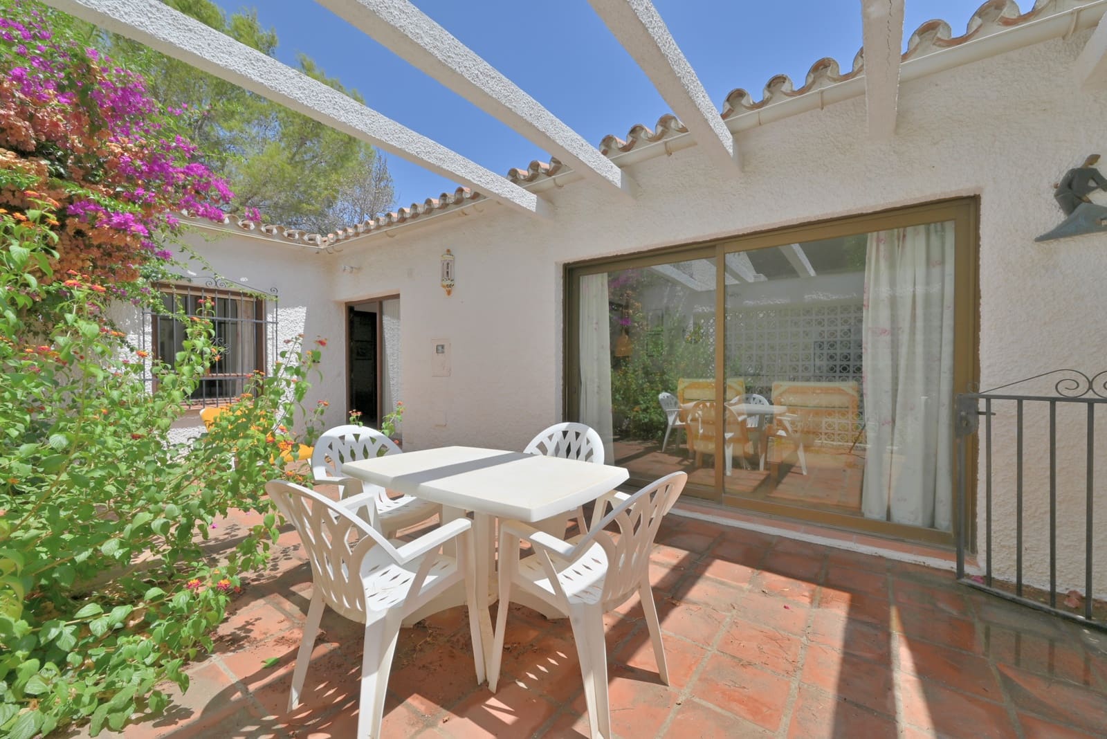 2 chambre Maison de Ville à vendre à Calahonda avec piscine - 320 000 € (Ref: 10115414)