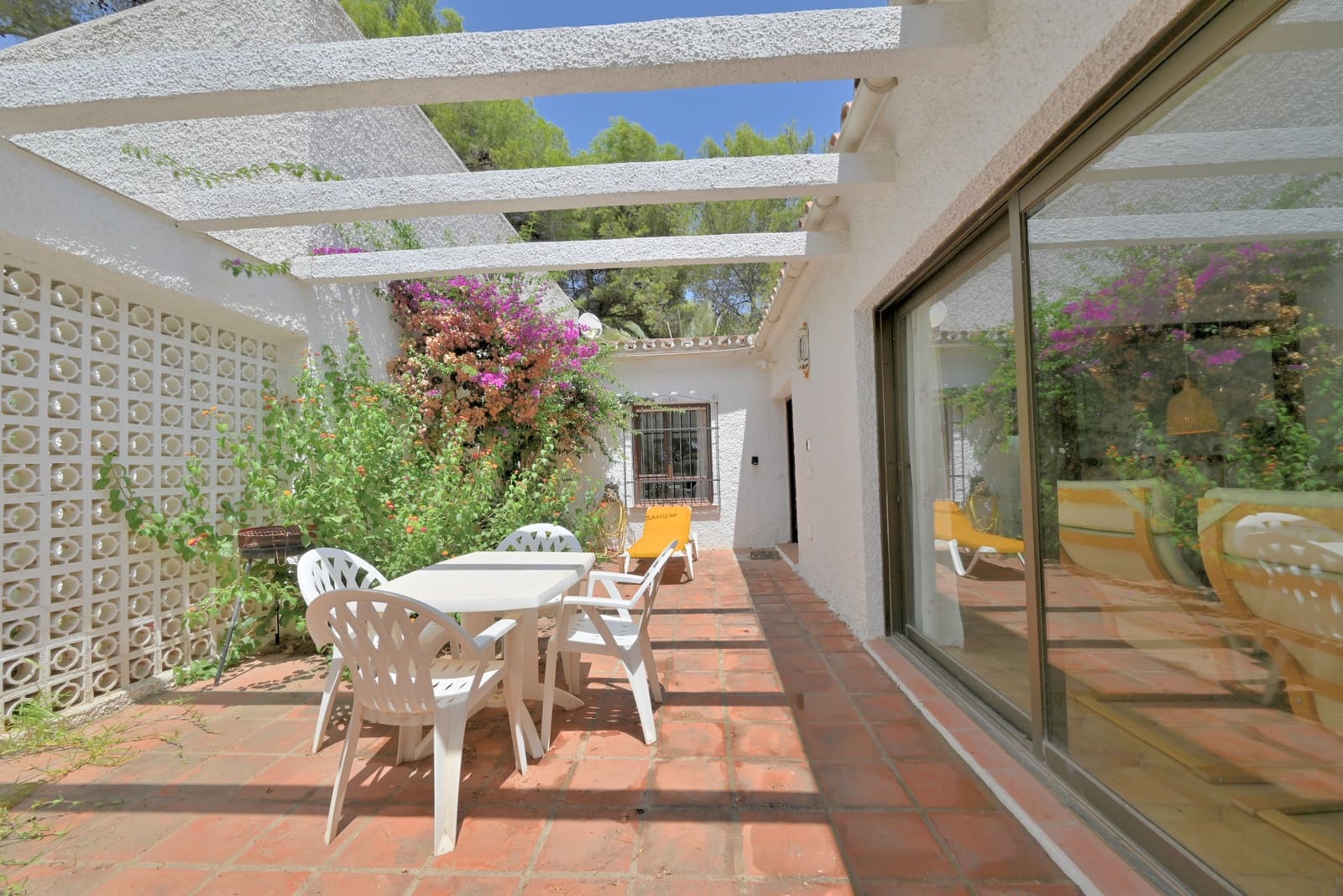 2 chambre Maison de Ville à vendre à Calahonda avec piscine - 320 000 € (Ref: 10115414)