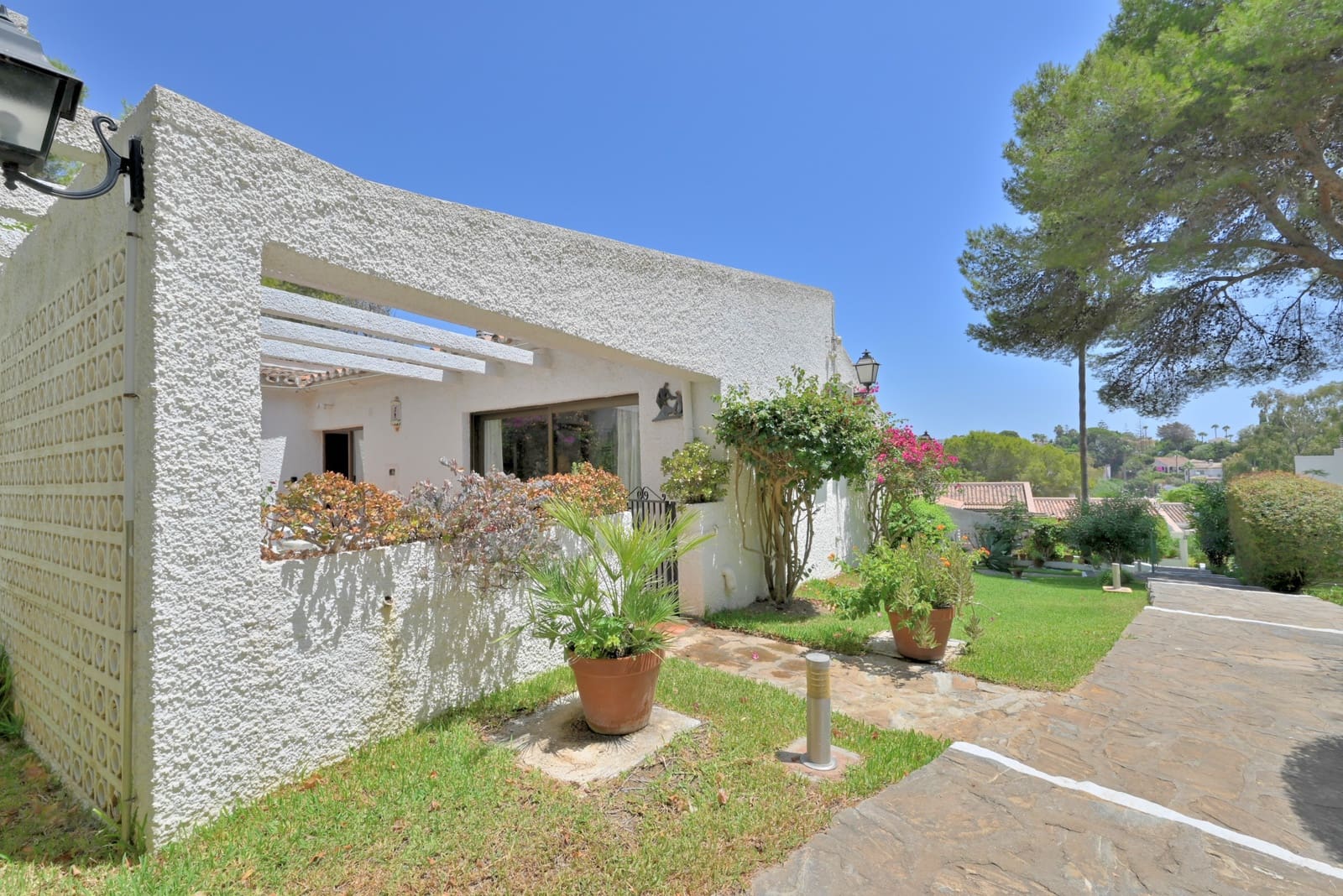 2 chambre Maison de Ville à vendre à Calahonda avec piscine - 320 000 € (Ref: 10115414)