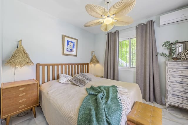 3 makuuhuone Huvila myytävänä paikassa Mijas Costa, Mijas mukana uima-altaan - 749 000 € (Ref: 10115415)