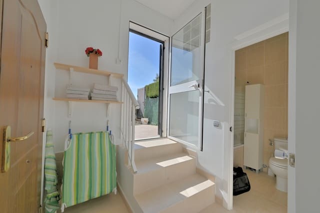 2 makuuhuone Huoneisto myytävänä paikassa Calahonda, Mijas mukana uima-altaan - 260 000 € (Ref: 10118629)