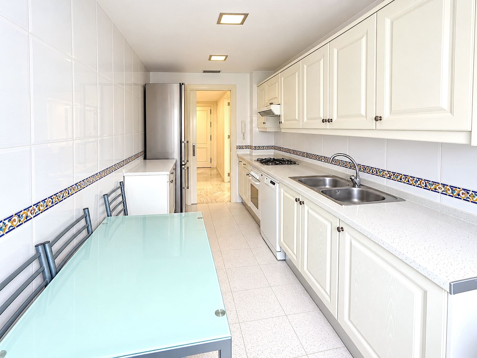 4 makuuhuone Huoneisto myytävänä paikassa Torremolinos mukana uima-altaan 
autotalli - 410 000 € (Ref: 10121183)