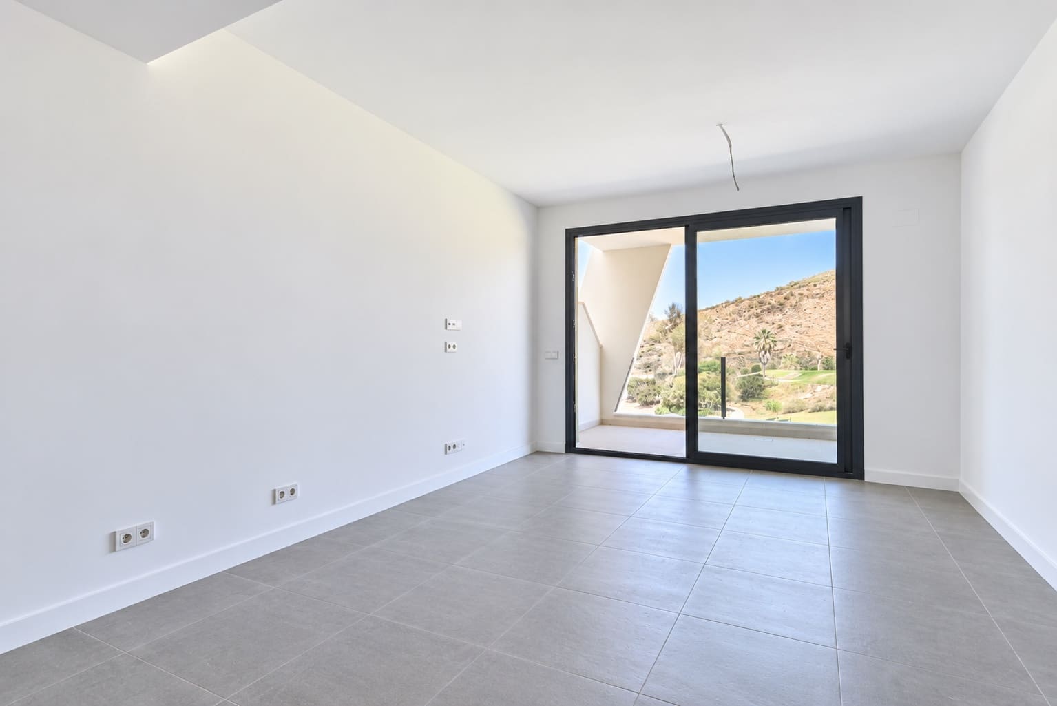 3 makuuhuone Huoneisto myytävänä paikassa La Cala de Mijas mukana uima-altaan 
autotalli - 469 000 € (Ref: 10127508)