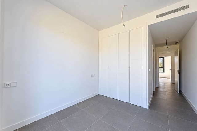 3 makuuhuone Huoneisto myytävänä paikassa La Cala de Mijas, Mijas mukana uima-altaan 
autotalli - 469 000 € (Ref: 10127508)