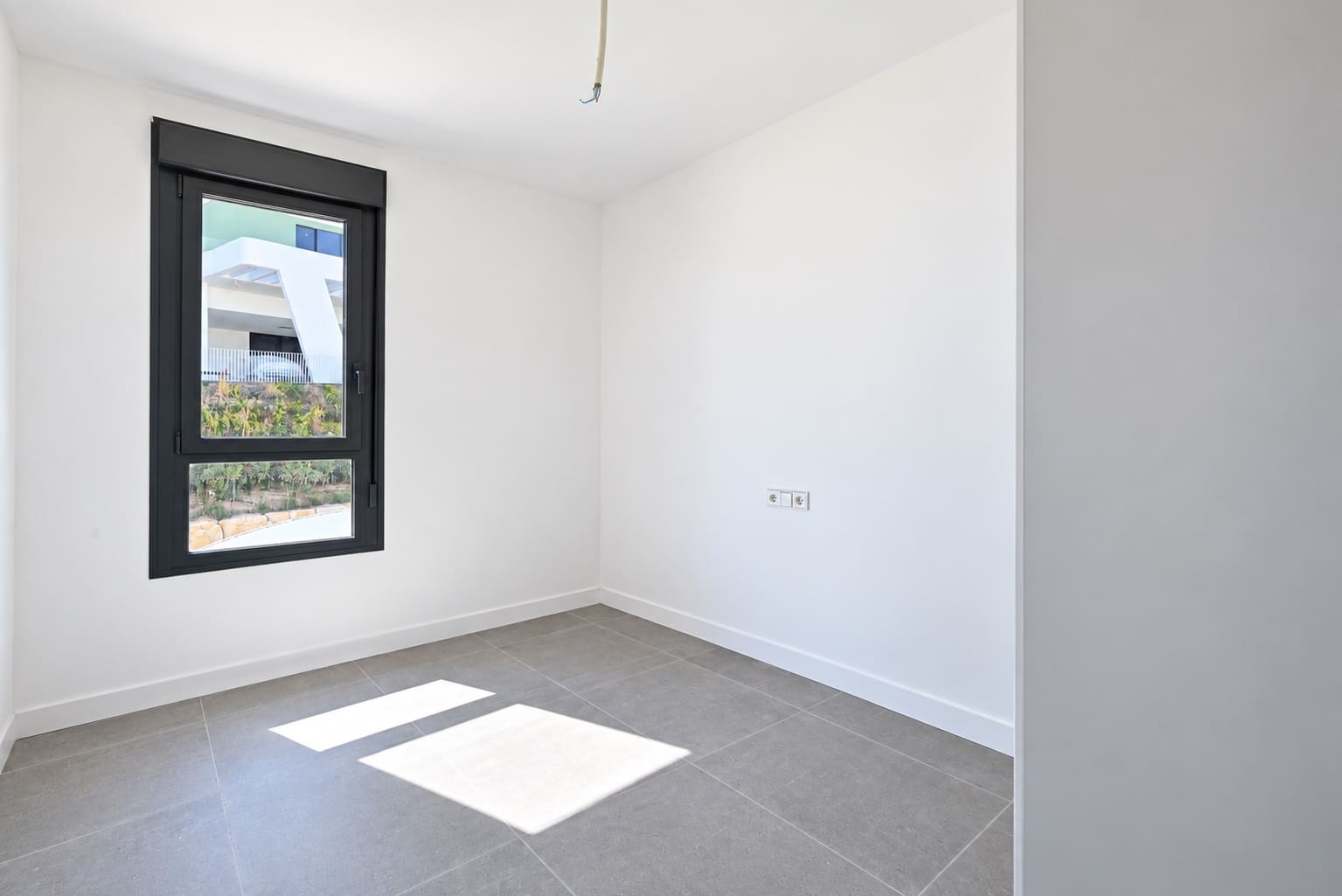 3 makuuhuone Huoneisto myytävänä paikassa La Cala de Mijas mukana uima-altaan 
autotalli - 469 000 € (Ref: 10127508)