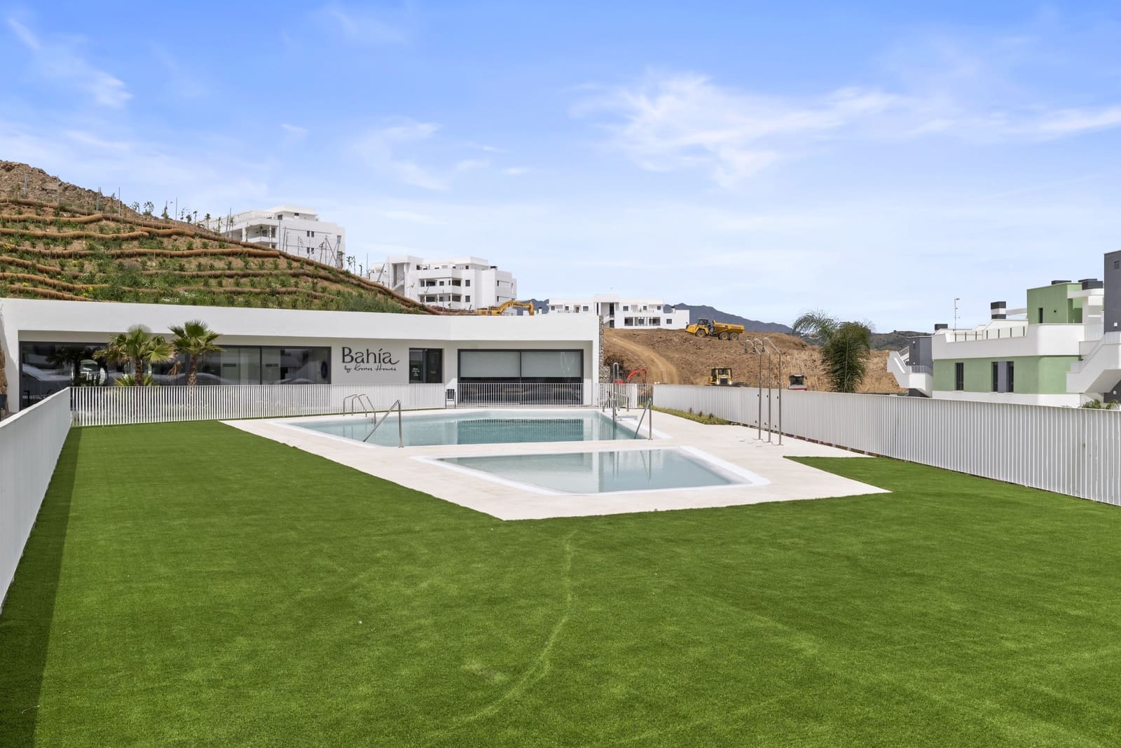 3 makuuhuone Huoneisto myytävänä paikassa La Cala de Mijas mukana uima-altaan 
autotalli - 469 000 € (Ref: 10127508)