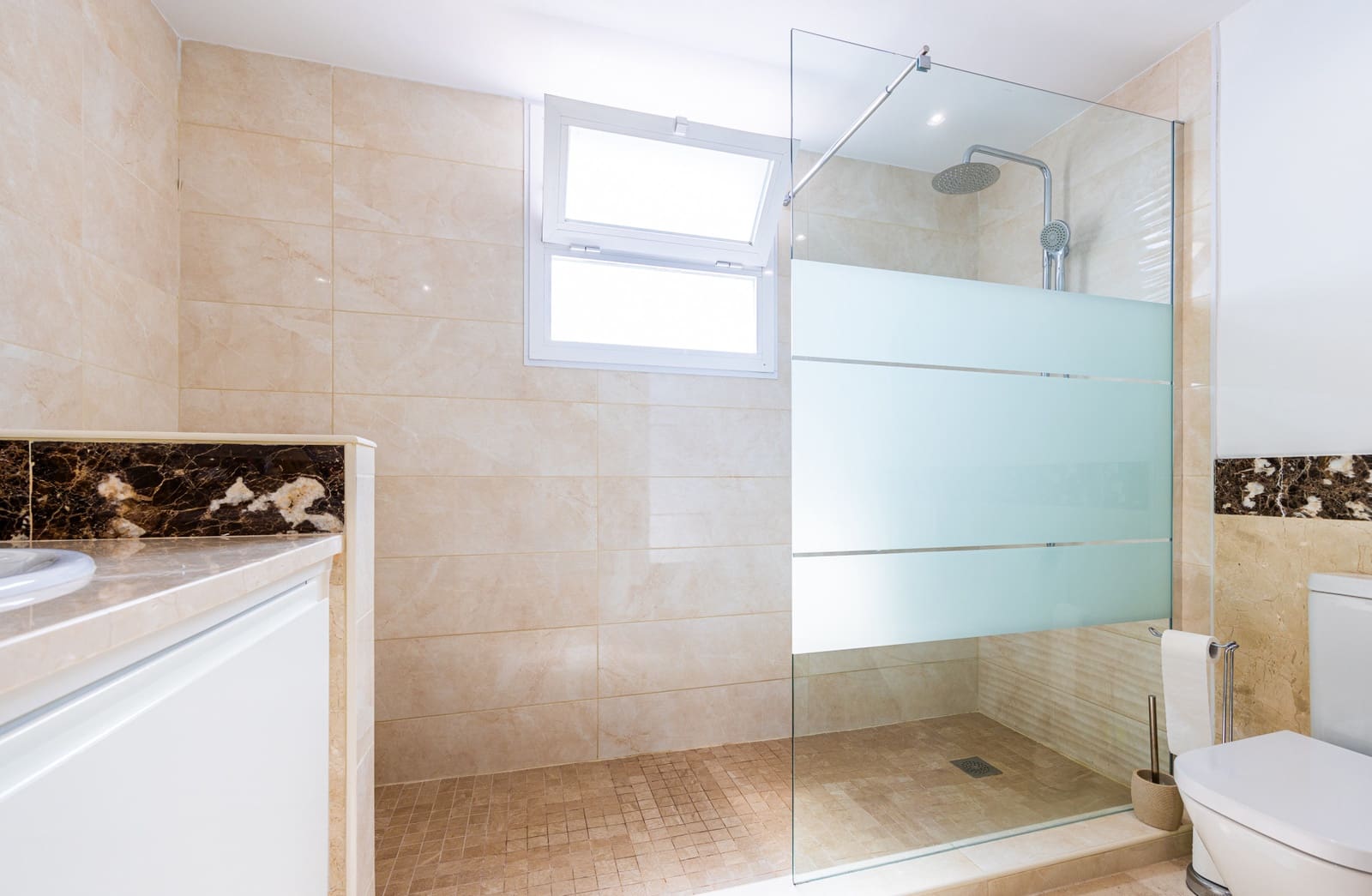 2 slaapkamer Appartement te koop in Calahonda met zwembad garage - € 369.000 (Ref: 10131034)