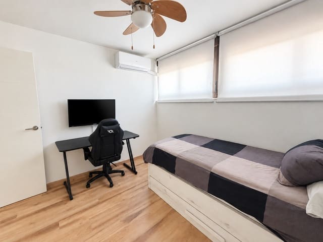 4 makuuhuone Omakotitalo myytävänä paikassa Arroyo de la Miel, Benalmádena mukana uima-altaan 
autotalli - 475 000 € (Ref: 10135522)