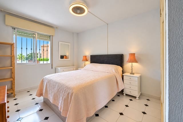 2 quarto Apartamento para venda em Riviera del Sol, Mijas com piscina - 295 000 € (Ref: 10138984)