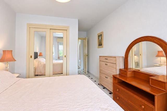 2 quarto Apartamento para venda em Riviera del Sol, Mijas com piscina - 295 000 € (Ref: 10138984)