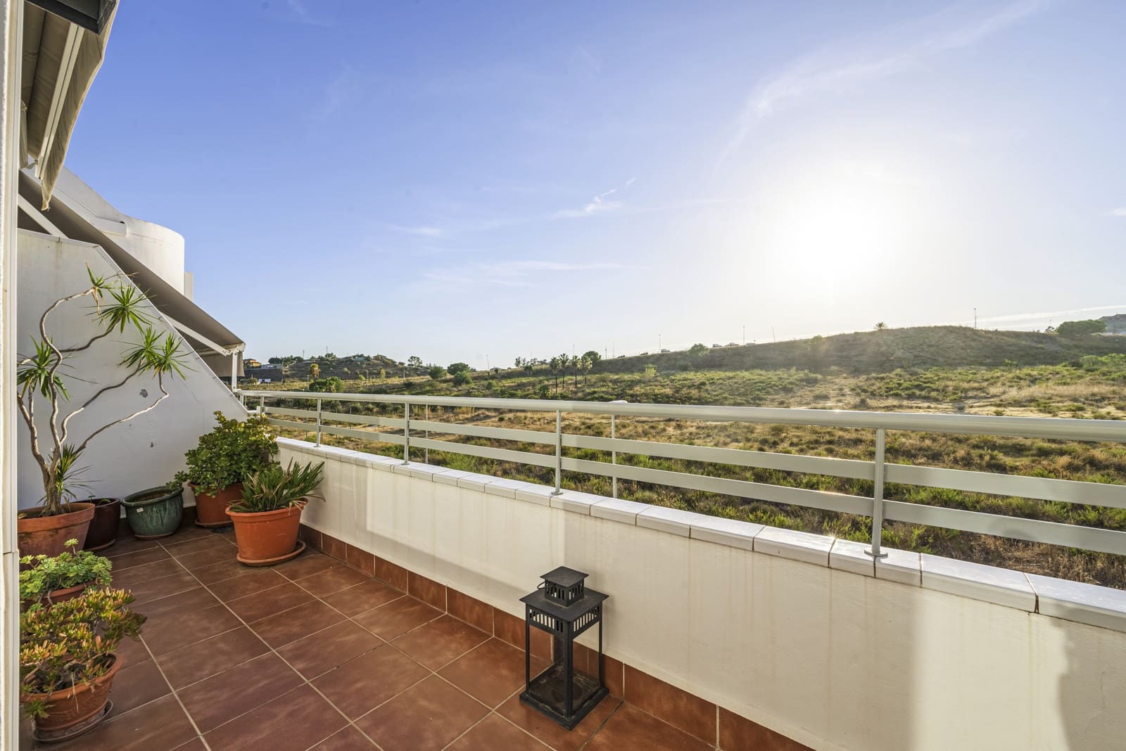 3 sypialnia Penthouse na sprzedaż w La Cala de Mijas z basenem garażem - 545 000 € (Ref: 10138985)