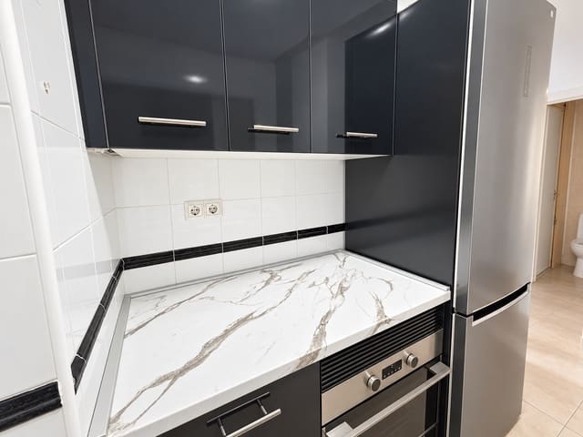 1 soverom Leilighet til salgs i Arroyo de la Miel, Benalmádena med svømmebasseng - € 220 000 (Ref: 10150195)