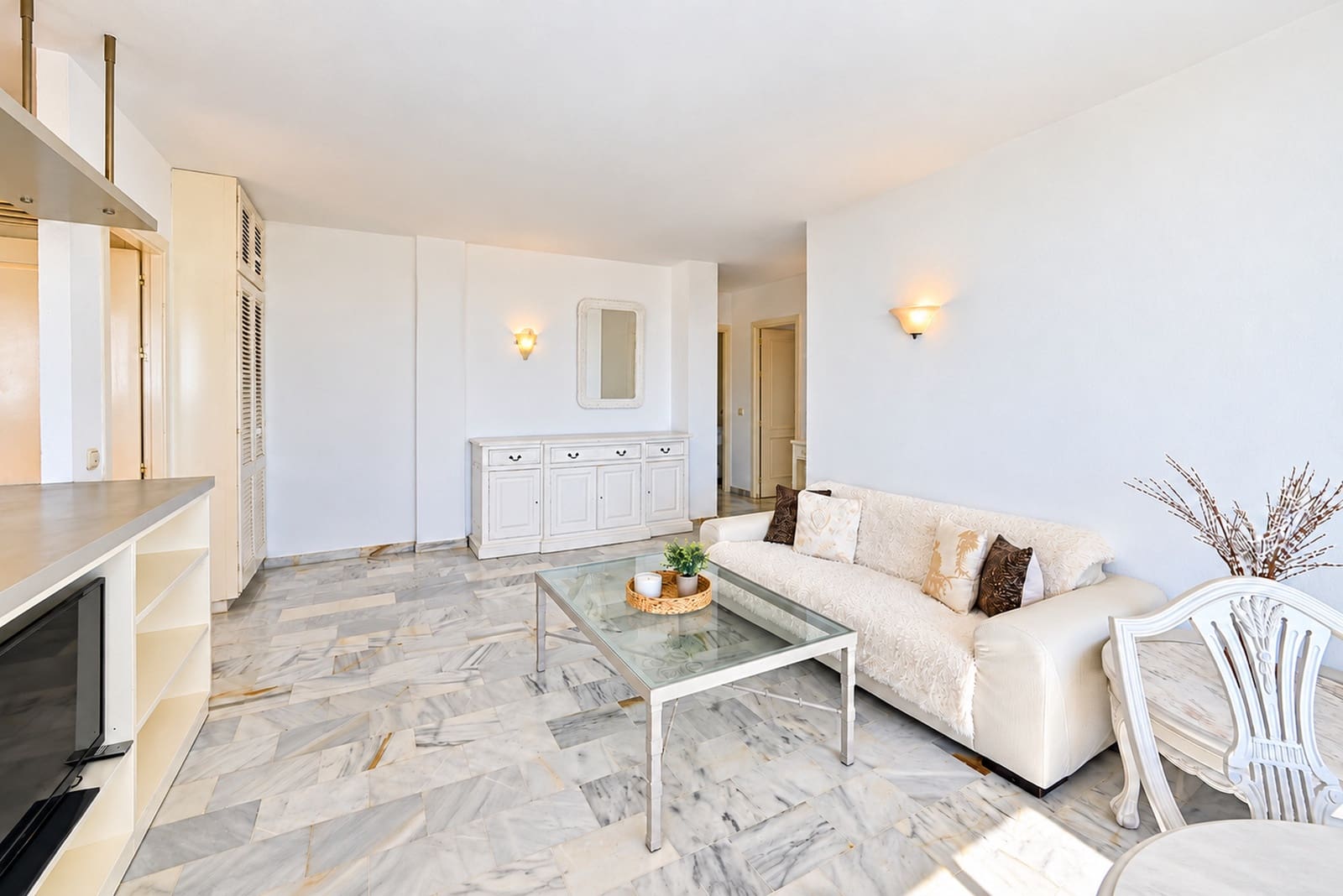 2 soverom Penthouse til salgs i Marbella med svømmebasseng garasje - € 390 000 (Ref: 10154501)
