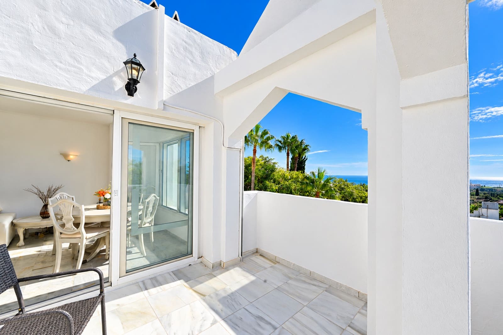 2 soverom Penthouse til salgs i Marbella med svømmebasseng garasje - € 390 000 (Ref: 10154501)