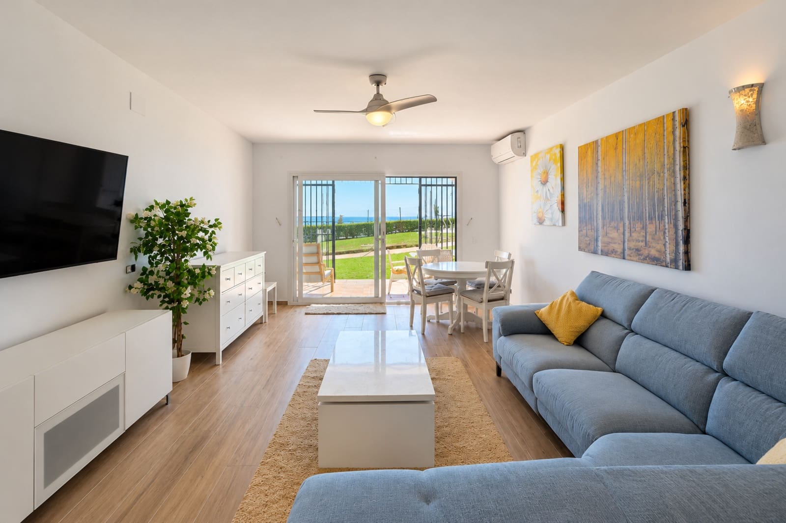 2 slaapkamer Huis te koop in Calahonda met zwembad - € 675.000 (Ref: 10157082)