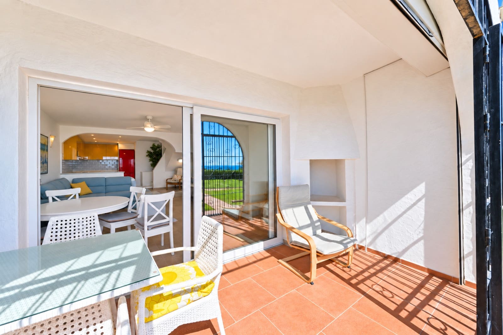 2 slaapkamer Huis te koop in Calahonda met zwembad - € 675.000 (Ref: 10157082)