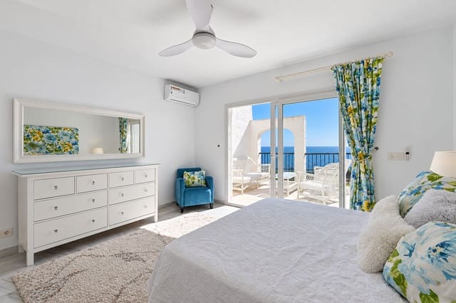 2 slaapkamer Huis te koop in Calahonda, Mijas met zwembad - € 675.000 (Ref: 10157082)