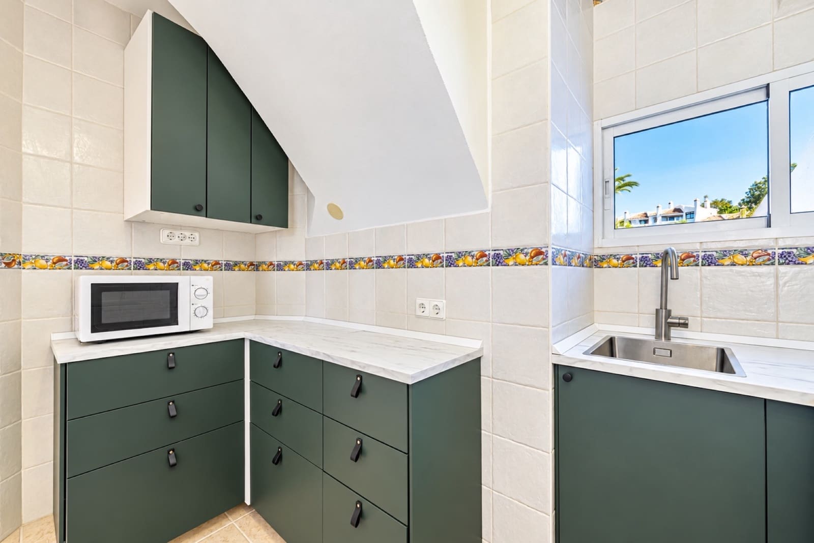 3 Zimmer Penthouse zu verkaufen in Calahonda mit Pool Garage - 435.000 € (Ref: 10158844)