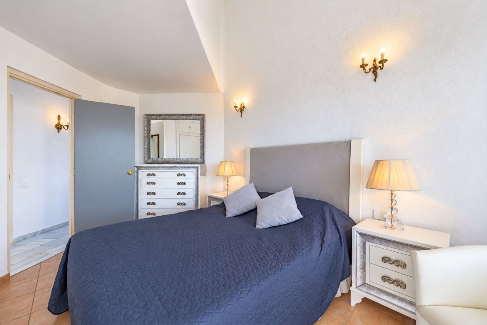 3 Zimmer Penthouse zu verkaufen in Calahonda mit Pool Garage - 435.000 € (Ref: 10158844)