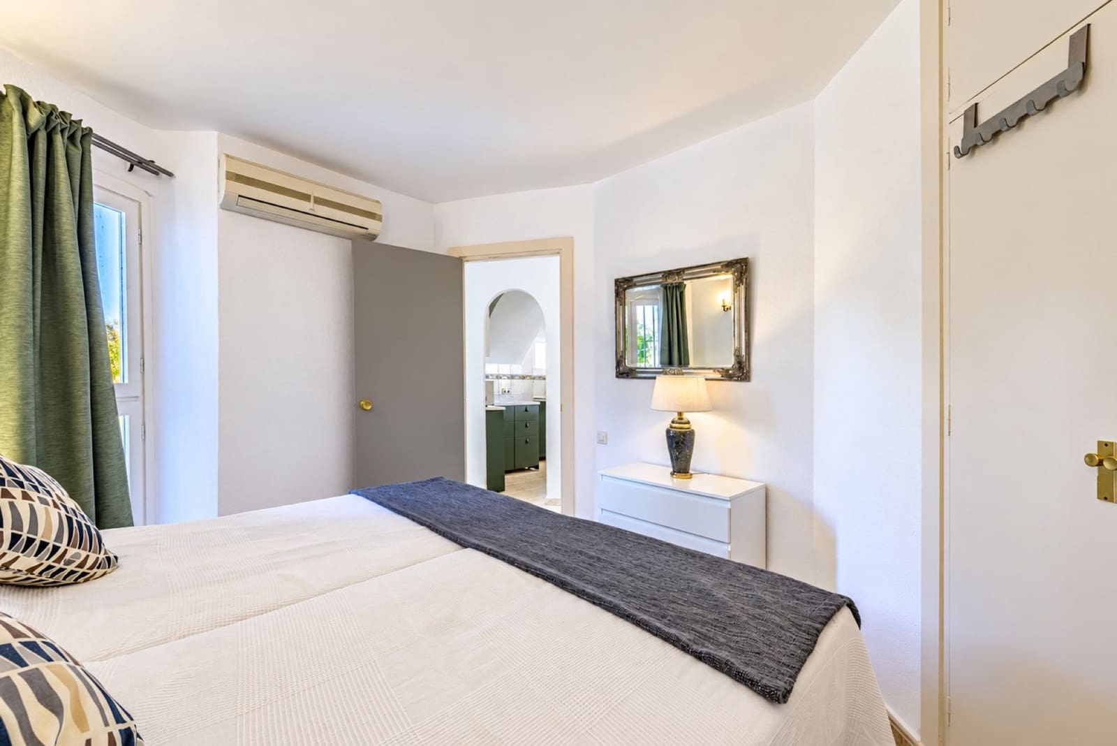 3 Zimmer Penthouse zu verkaufen in Calahonda mit Pool Garage - 435.000 € (Ref: 10158844)