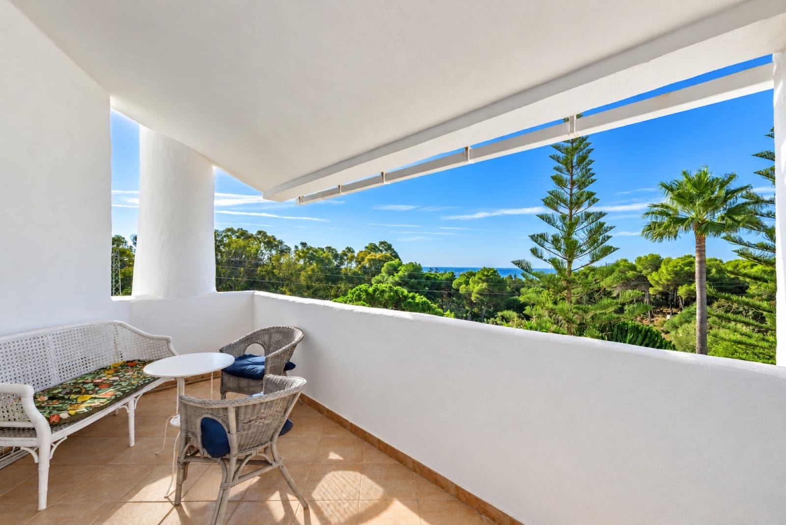 3 Zimmer Penthouse zu verkaufen in Calahonda mit Pool Garage - 435.000 € (Ref: 10158844)