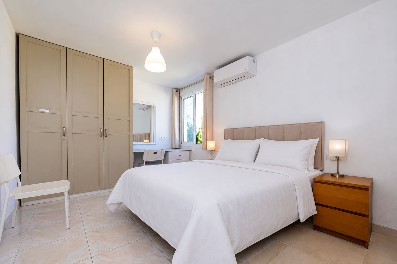 4 soverom Villa til salgs i Riviera del Sol med svømmebasseng garasje - € 995 000 (Ref: 10160802)