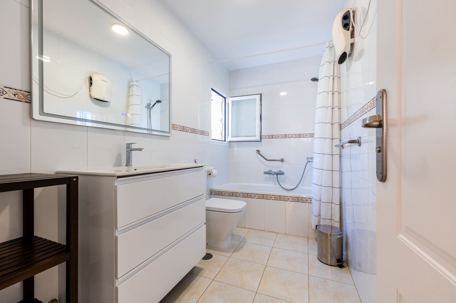4 soverom Villa til salgs i Riviera del Sol med svømmebasseng garasje - € 995 000 (Ref: 10160802)