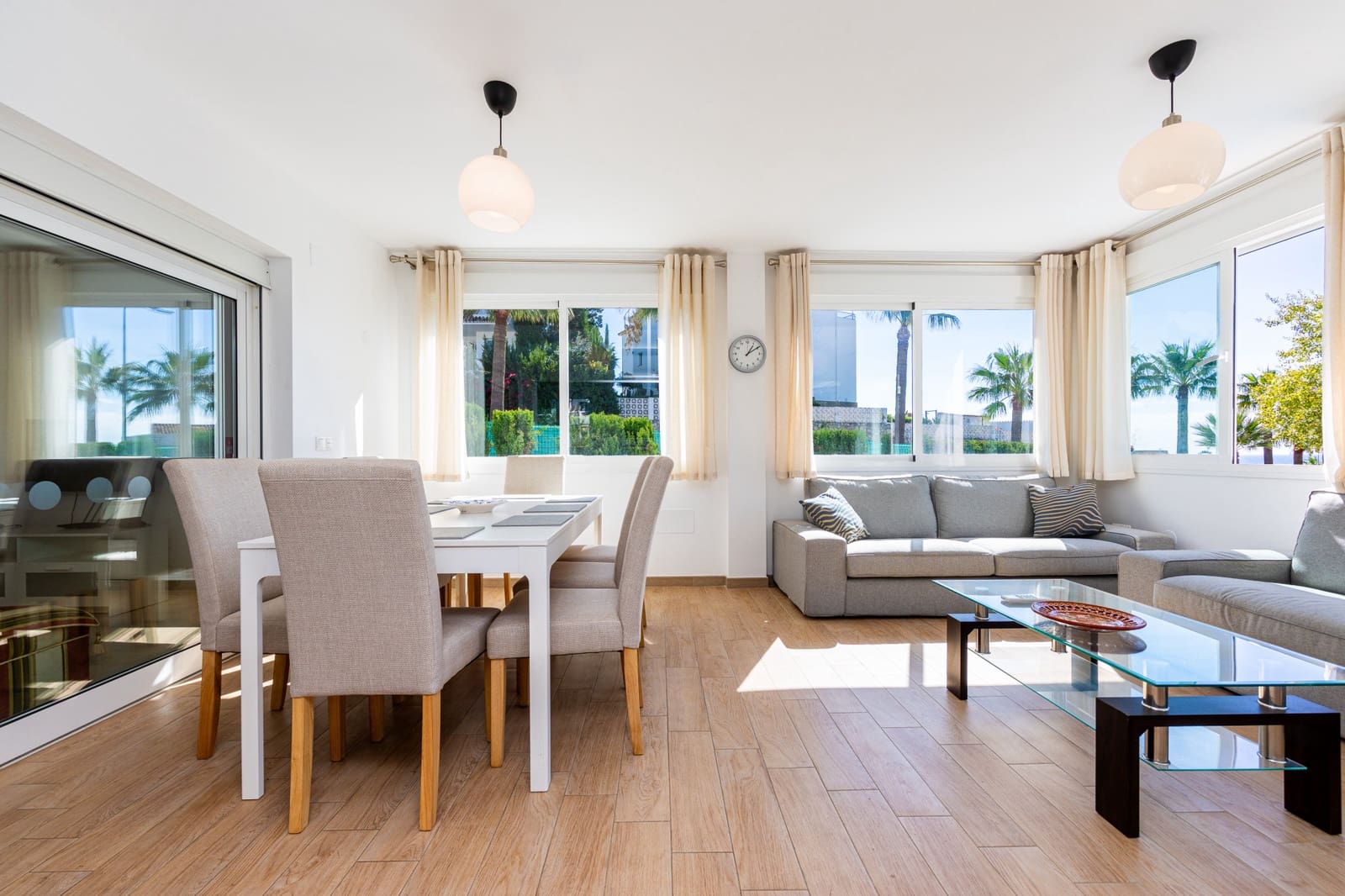 4 soverom Villa til salgs i Riviera del Sol med svømmebasseng garasje - € 995 000 (Ref: 10160802)