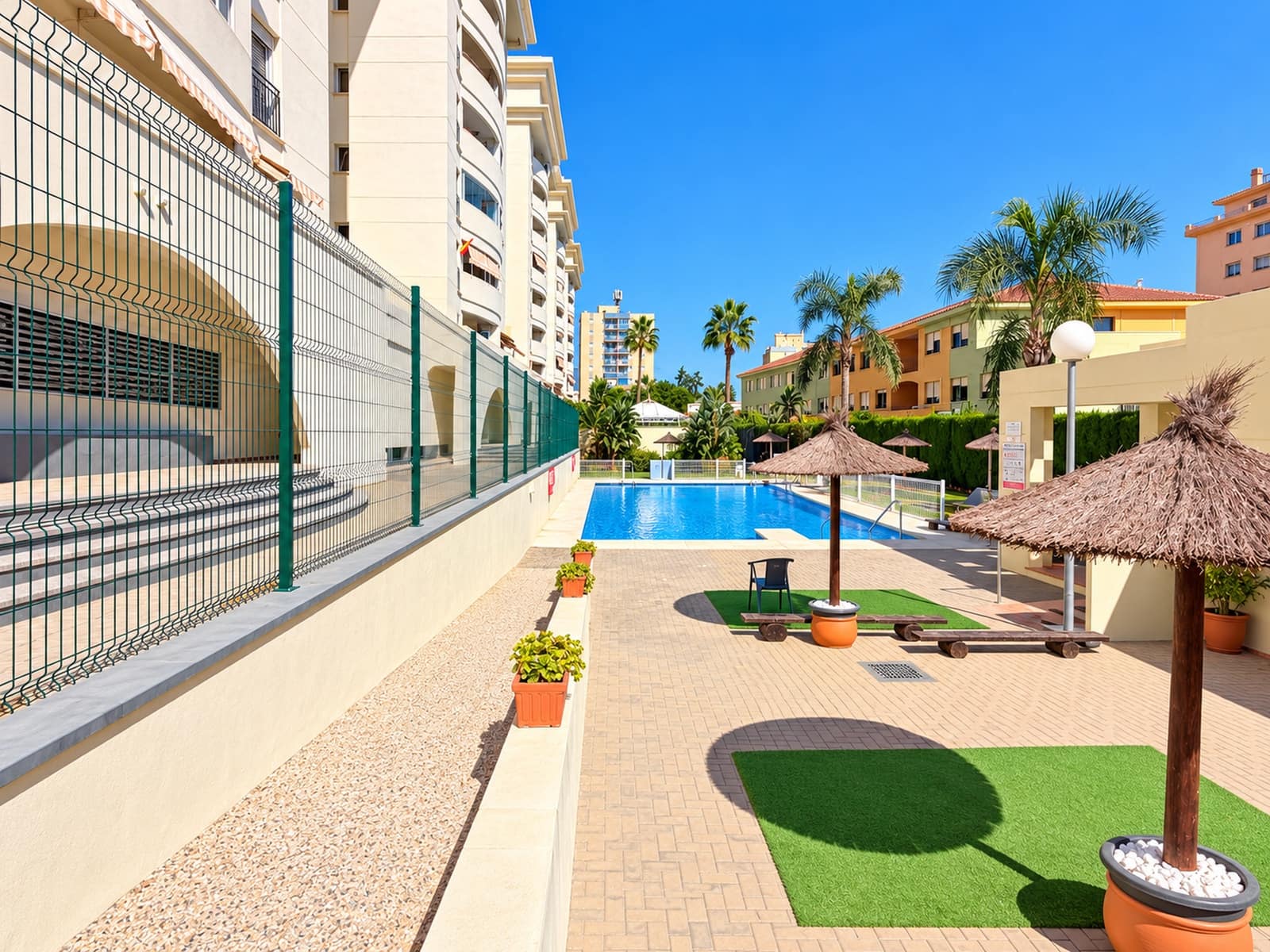 2 quarto Apartamento para venda em Fuengirola com piscina garagem - 320 000 € (Ref: 10160803)