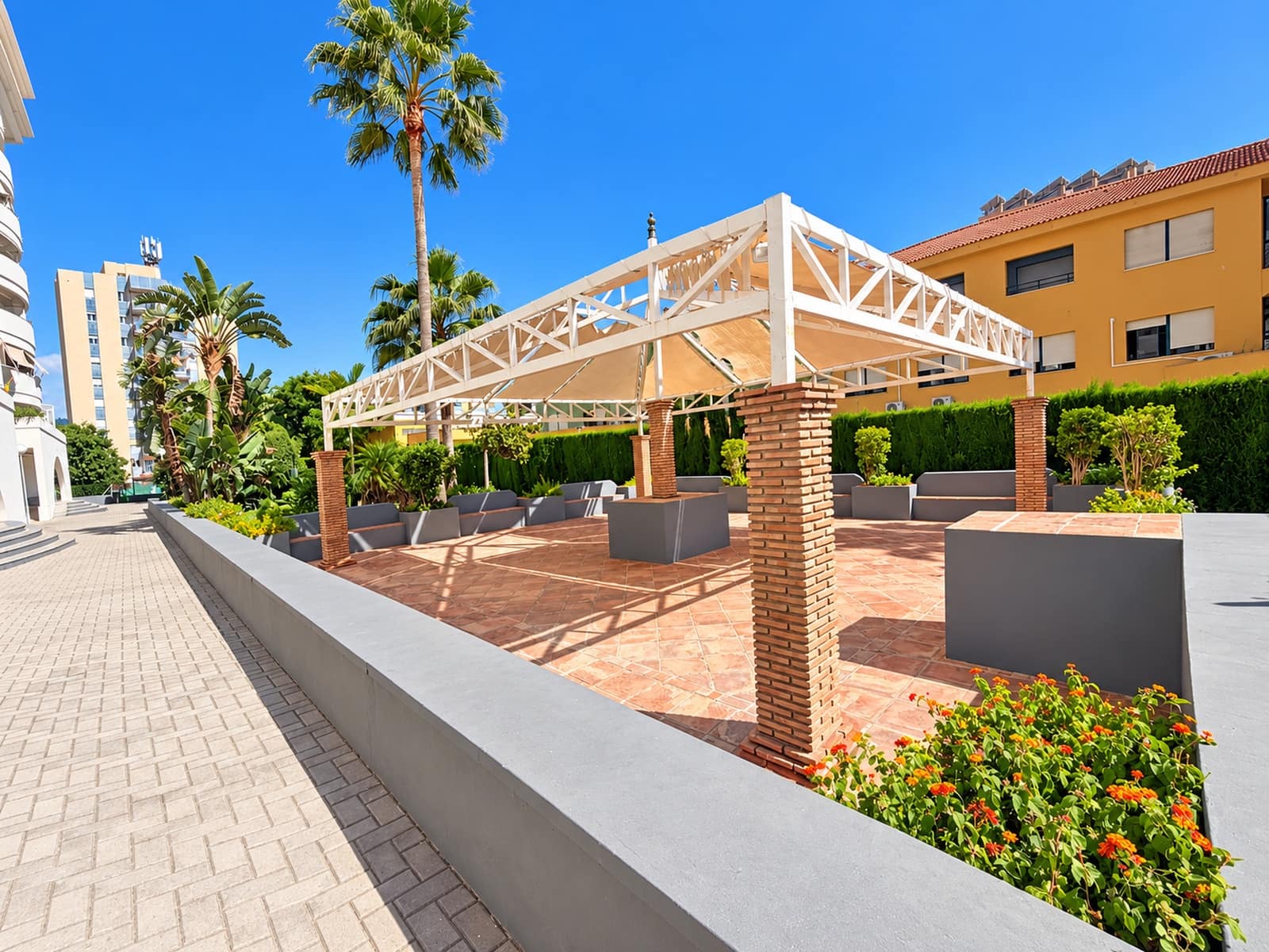 2 quarto Apartamento para venda em Fuengirola com piscina garagem - 320 000 € (Ref: 10160803)