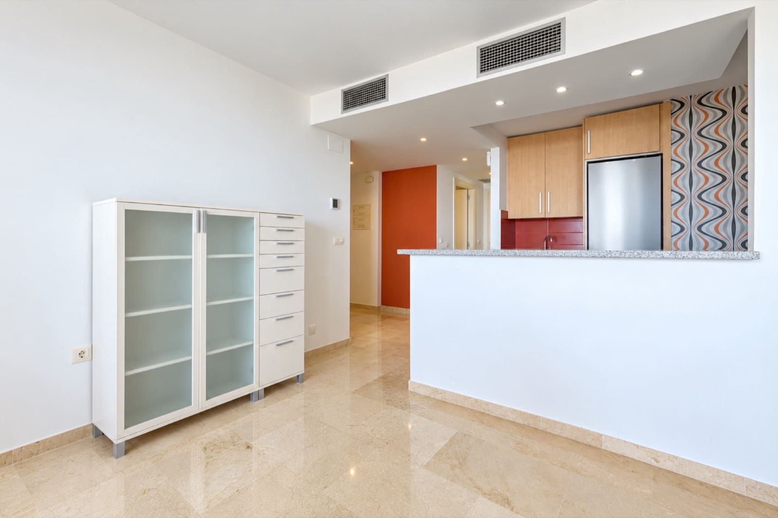 2 bedroom Apartment for sale in Calahonda with pool garage - € 349,000 (Ref: 10162077)