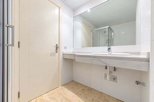 2 Zimmer Apartment zu verkaufen in Calahonda, Mijas mit Pool Garage - 349.000 € (Ref: 10162077)