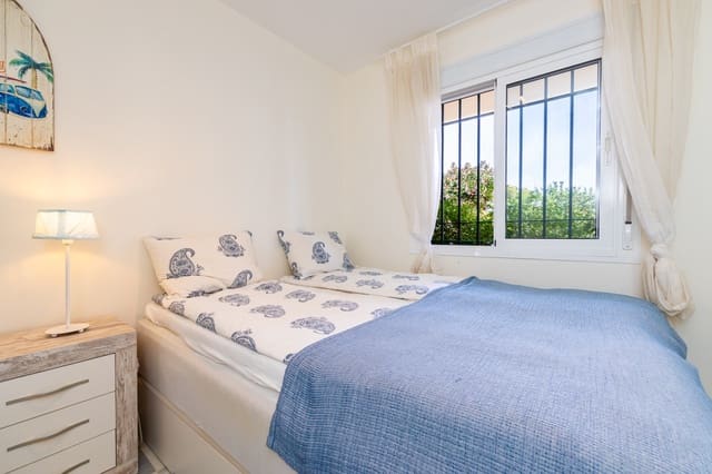 2 soveværelse Lejlighed til salg i La Cala de Mijas, Mijas med swimmingpool garage - € 499.000 (Ref: 10163997)