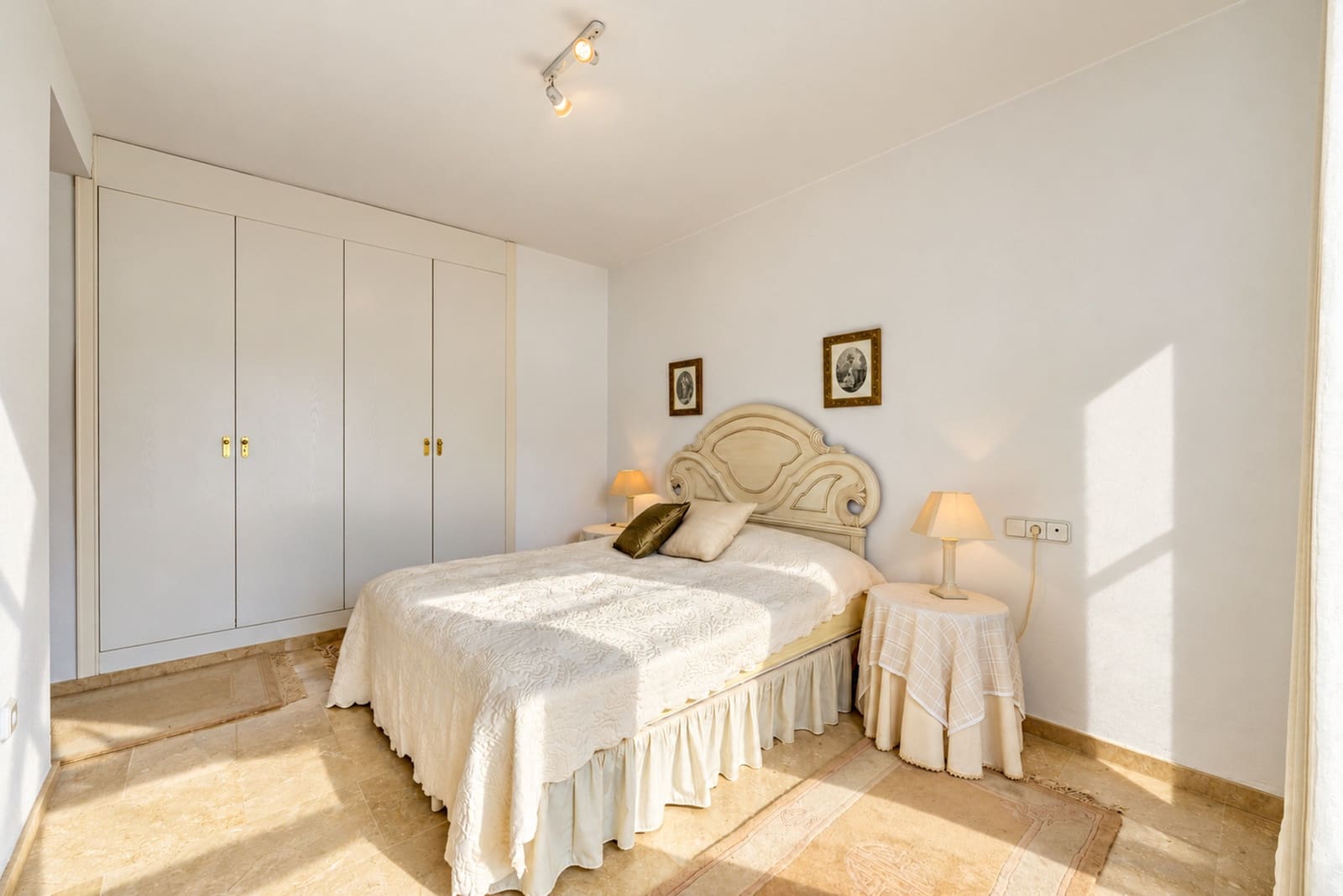 3 soveværelse Lejlighed til salg i Marbella med swimmingpool garage - € 650.000 (Ref: 10168014)