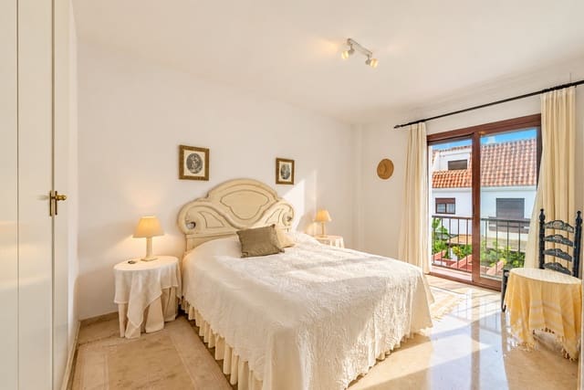 3 soveværelse Lejlighed til salg i Marbella med swimmingpool garage - € 650.000 (Ref: 10168014)
