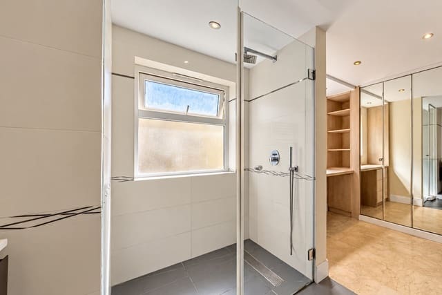 Chalet de 3 habitaciones en Mijas Costa, Mijas en venta con piscina garaje - 875.000 € (Ref: 10168015)