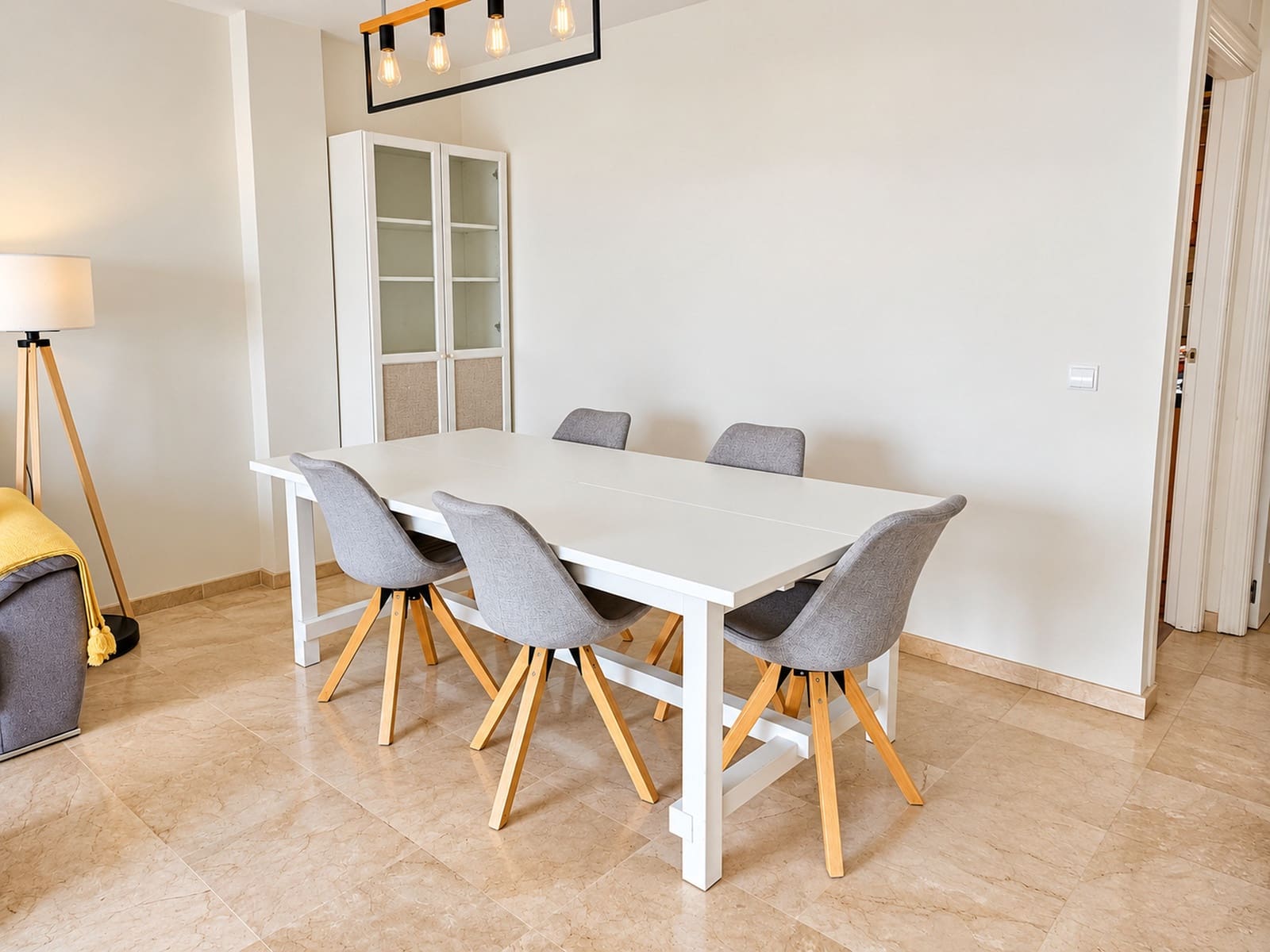 3 soveværelse Byhus til salg i Benalmadena med swimmingpool garage - € 474.000 (Ref: 10170417)