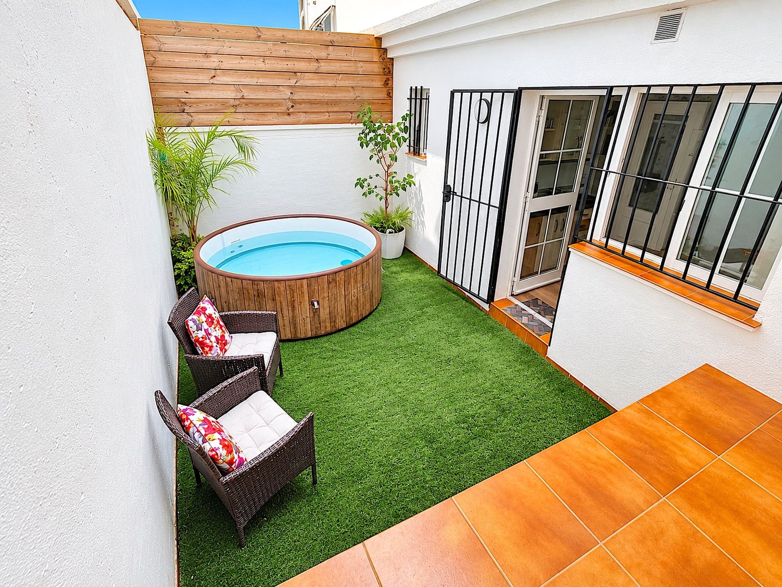 3 soveværelse Byhus til salg i Benalmadena med swimmingpool garage - € 474.000 (Ref: 10170417)