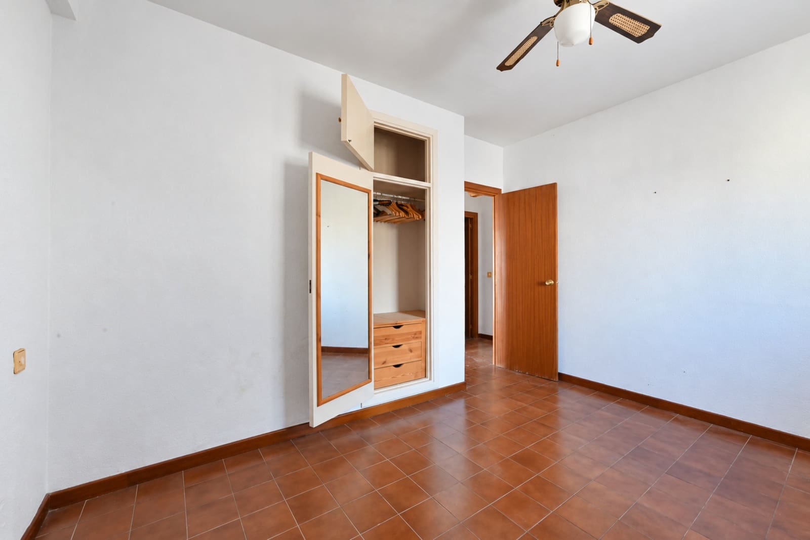 Apartamento de 2 habitaciones en Calahonda en venta con piscina - 240.000 € (Ref: 10173075)