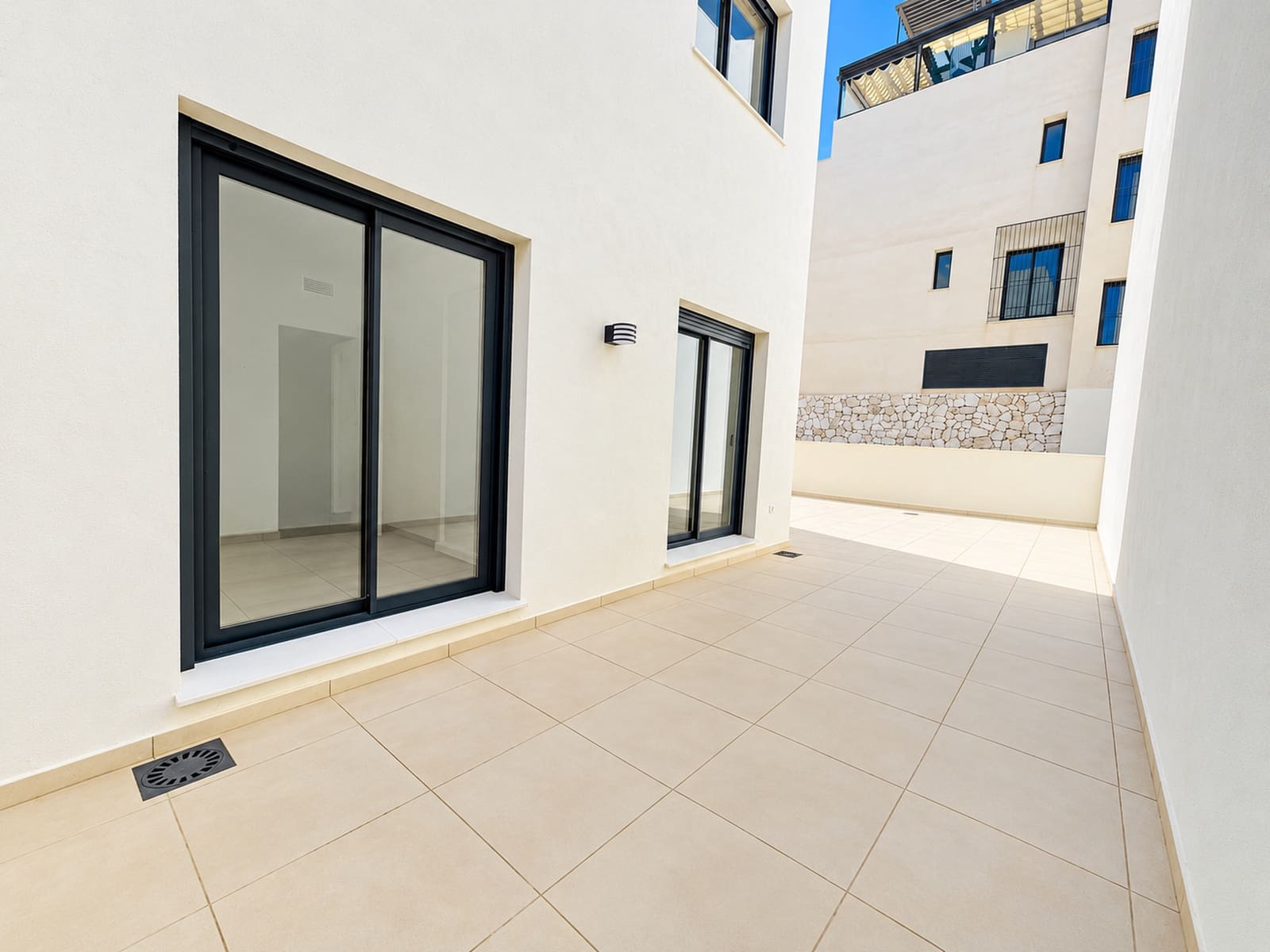2 Zimmer Apartment zu verkaufen in Benalmadena mit Pool Garage - 565.600 € (Ref: 10182365)