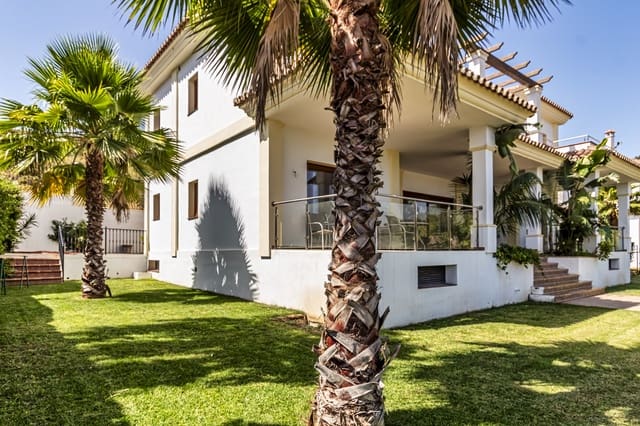 4 slaapkamer Villa te koop in Mijas Costa, Mijas met zwembad garage - € 1.350.000 (Ref: 7919095)