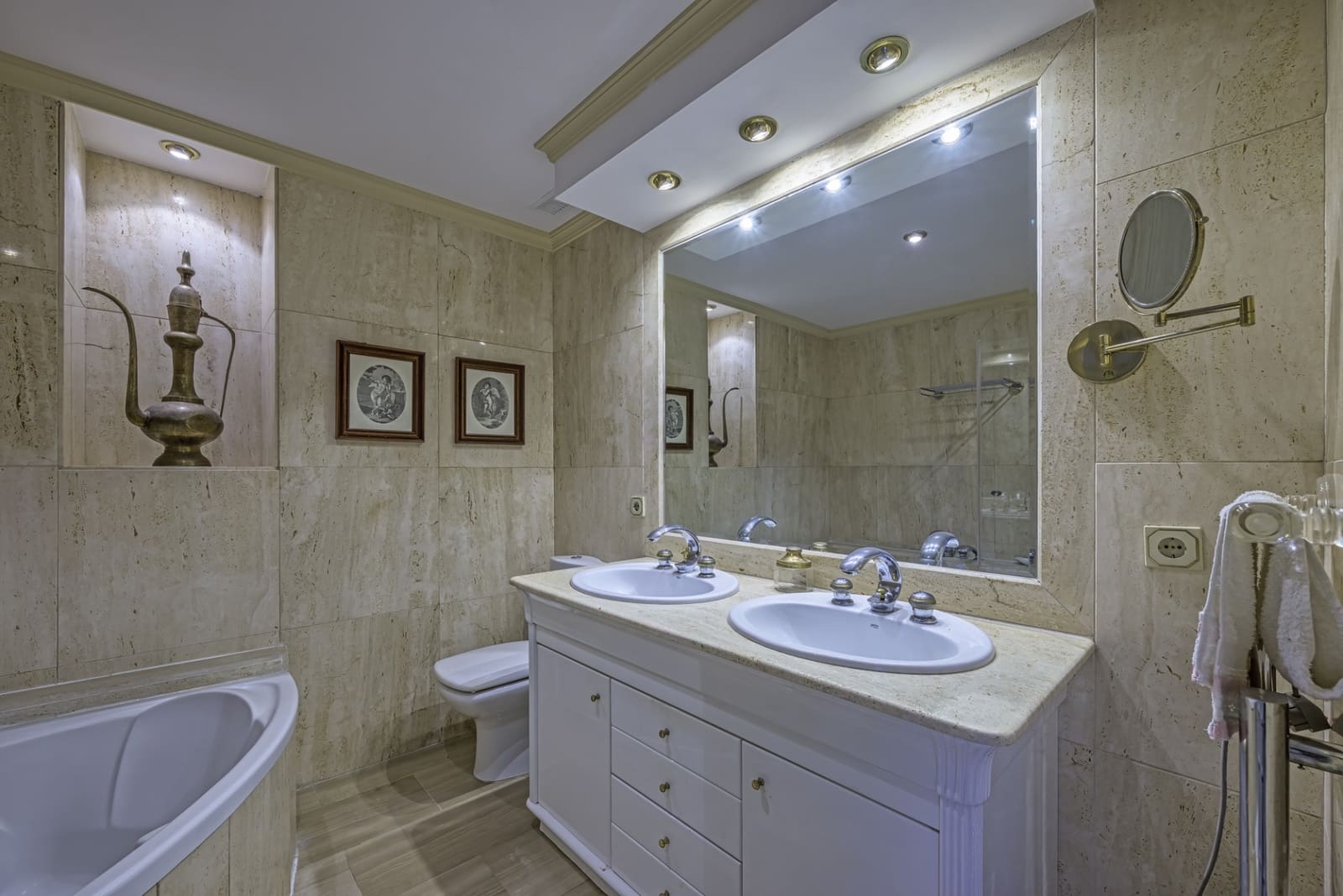 4 soveværelse Penthouse til salg i Fuengirola med swimmingpool garage - € 1.275.000 (Ref: 7919129)