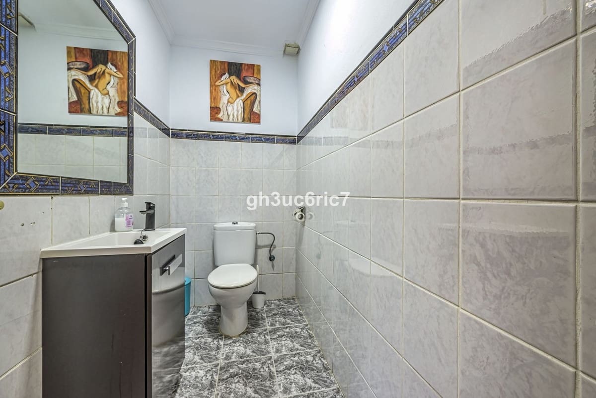 5 sypialnia Willa na sprzedaż w Mijas Costa z basenem garażem - 680 000 € (Ref: 7919149)