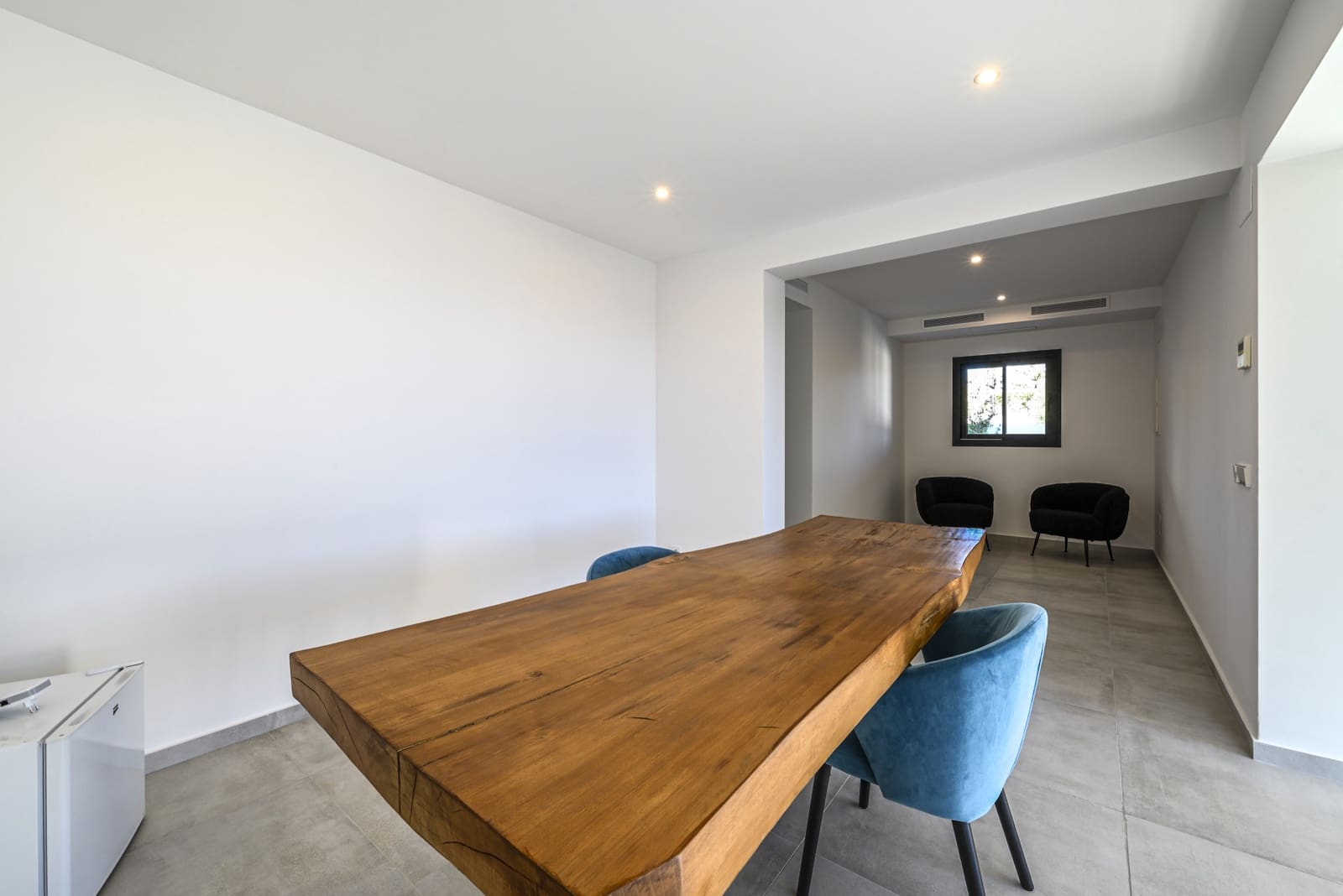 5 bedroom Villa for sale in La Cala de Mijas with pool garage - € 1,450,000 (Ref: 7919157)