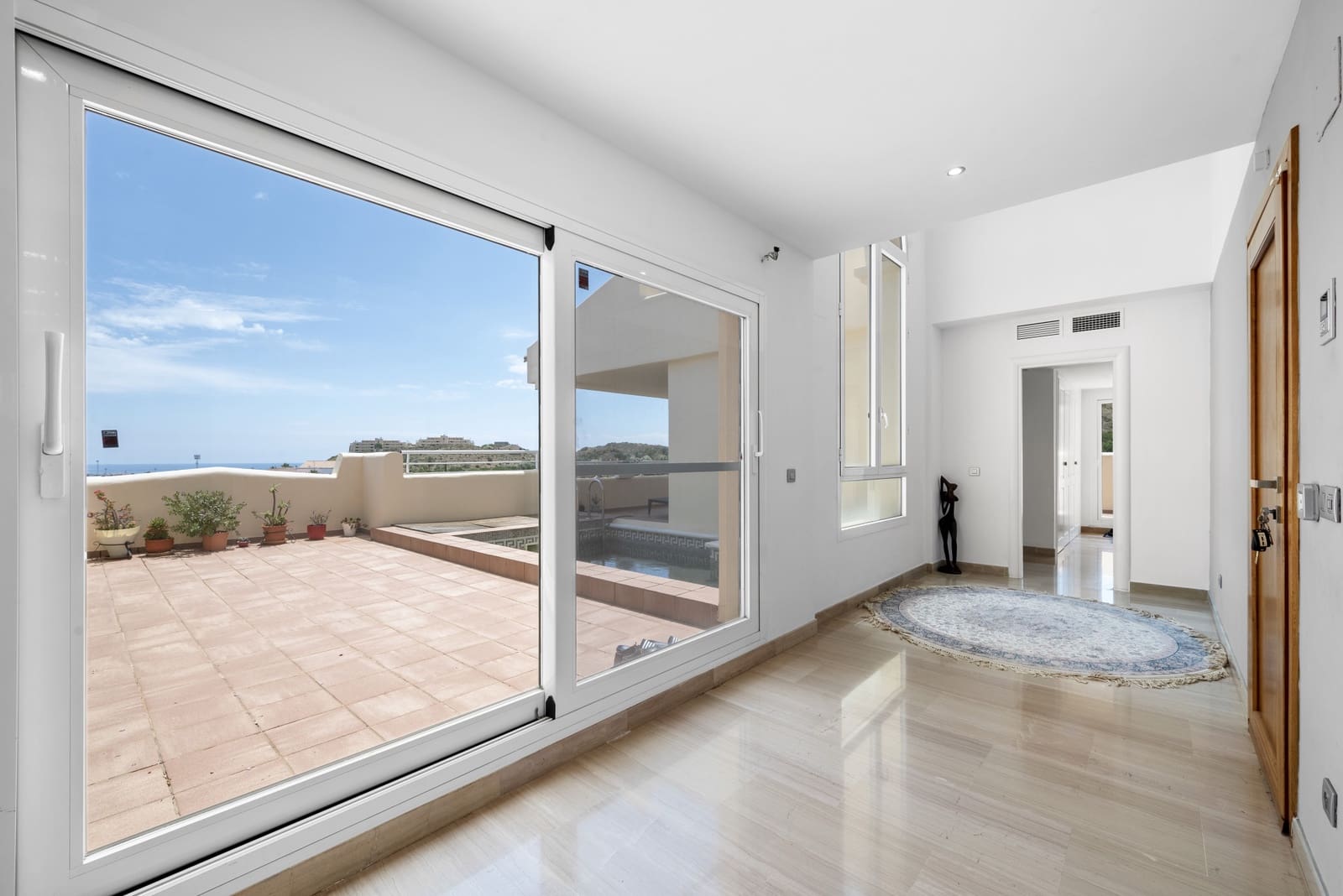 3 soverom Penthouse til salgs i Mijas Costa med svømmebasseng garasje - € 925 000 (Ref: 7919195)